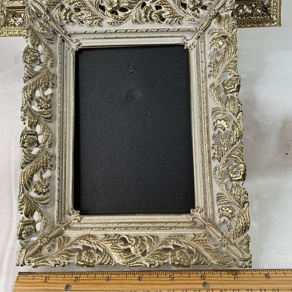 Pair Of 1950’s Gold White Wash Filigree Metal Picture Frames 1 With Glass - Picture 9 of 11